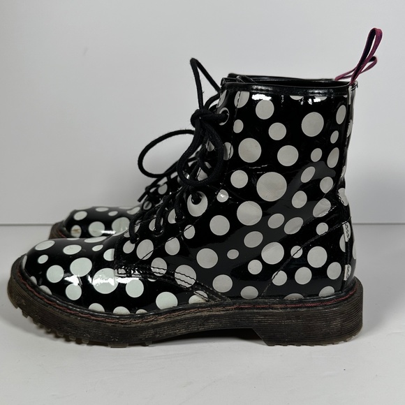 SOLD - poshmark.ca Vintage Ziggies Combat Boots - Picture 2 of 9